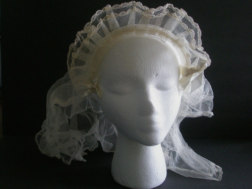 Vintage 1st communion veil - 1st,