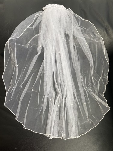 White girl holy communion - girl, veil