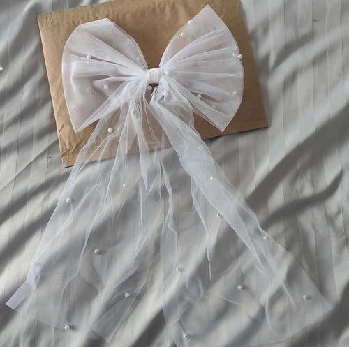 White pearl bow hair - pearl,